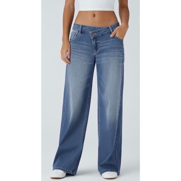 Halara Denim - Halara Flex Asymmetric Low Rise Zipper Pockets Baggy Wide Leg, size large petite